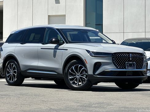 New 2026 Lincoln Nautilus Premier AWD/4WD image 1