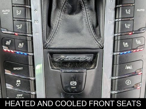 Used 2020 Porsche Macan image 27