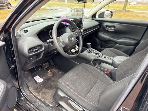 Used 2024 Honda HR-V LX image 13