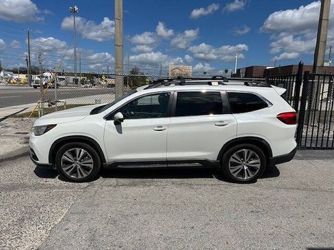 Used 2020 Subaru Ascent Limited w/ Technology Package AWD/4WD image 2