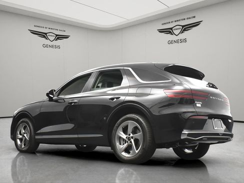 Used 2026 Genesis GV70 2.5T Select AWD/4WD image 12