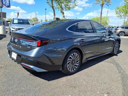 Certified 2025 Hyundai Sonata Limited image 5