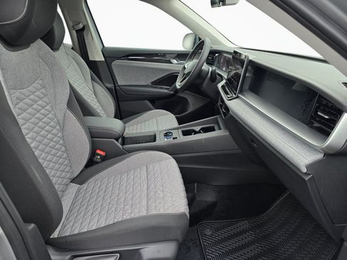 New 2026 Volkswagen Tiguan S AWD/4WD image 41