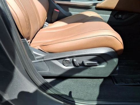 Certified 2025 Acura MDX SH-AWD w/ Technology Package image 16