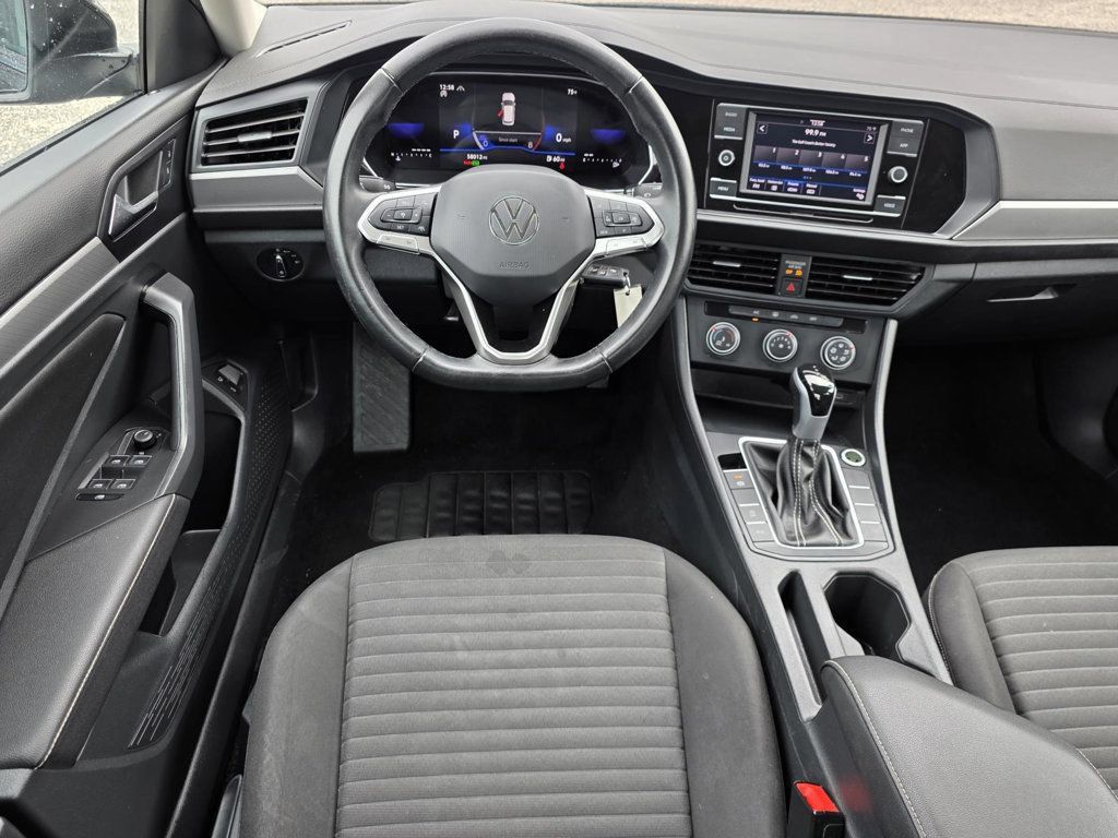 Used 2024 Volkswagen Jetta S FWD image 10