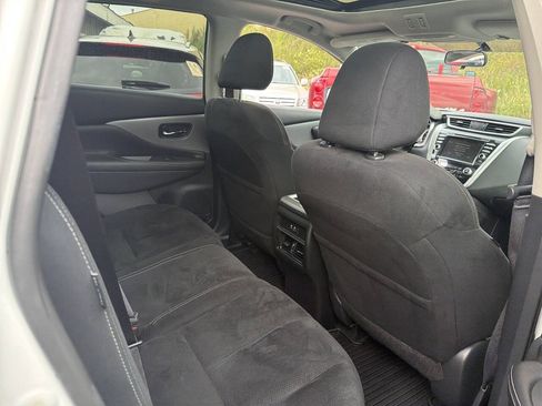 Used 2019 Nissan Murano SV AWD/4WD image 7