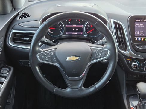 Used 2022 Chevrolet Equinox Premier FWD image 24