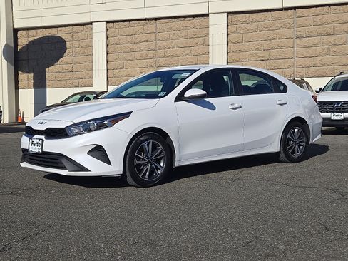 Certified 2023 Kia Forte LXS w/ LXS Technology Package image 1
