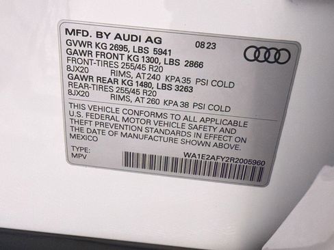 Used 2024 Audi Q5 e Premium Plus image 19