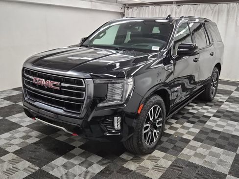 Used 2023 GMC Yukon AT4 w/ AT4 Premium Plus Package image 3