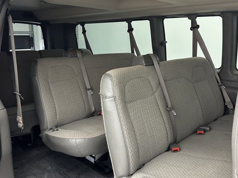 Used 2024 Chevrolet Express 3500 LT w/ LT Preferred Equipment Group image 24