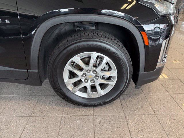 Used 2022 Chevrolet Traverse LS FWD image 11