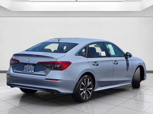 Certified 2024 Honda Civic EX image 5