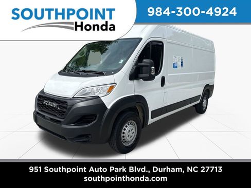 Used 2024 RAM ProMaster 2500 FWD image 3