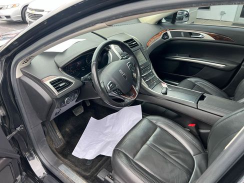Used 2013 Lincoln MKZ FWD image 19