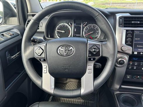 Certified 2020 Toyota 4Runner Limited AWD/4WD image 12