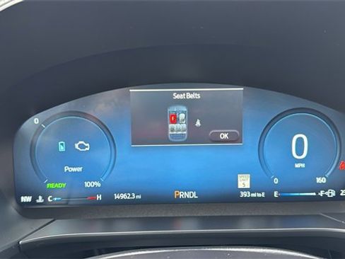 Used 2024 Ford Escape ST-Line Elite w/ Premium Technology Package image 18