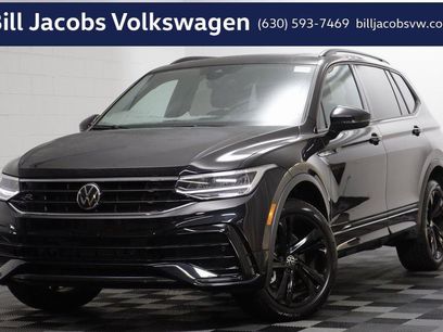 Certified 2024 Volkswagen Tiguan SE R-Line