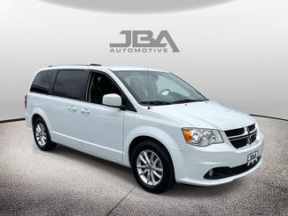 Used 2019 Dodge Grand Caravan SXT image 1