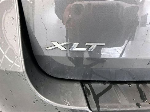 Used 2021 Ford Explorer XLT w/ Equipment Group 202A image 29