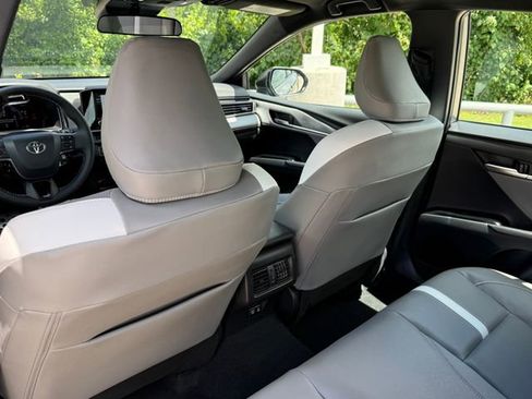 Used 2026 Toyota Camry SE FWD image 26