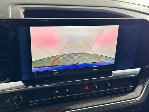 Used 2022 Chevrolet Silverado 1500 LT Trail Boss image 30