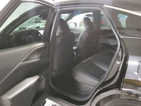 Used 2025 Lexus RX 350 Premium w/ Accessory Package AWD/4WD image 23
