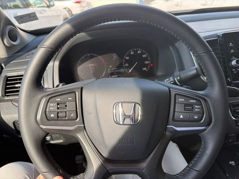 Used 2025 Honda Ridgeline RTL image 20