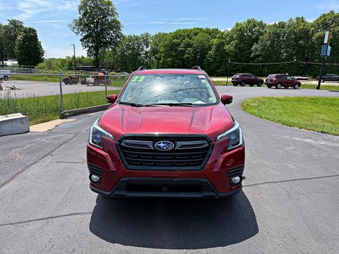 Used 2022 Subaru Forester Limited AWD/4WD image 4