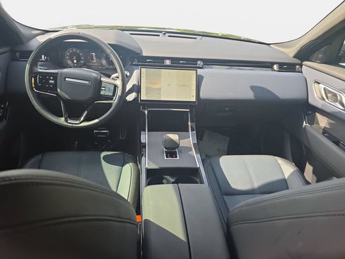 Used 2025 Land Rover Range Rover Velar Dynamic SE AWD/4WD image 9