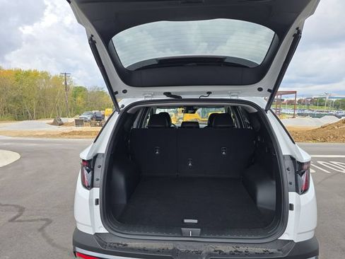 Used 2025 Hyundai Tucson SEL AWD/4WD image 23