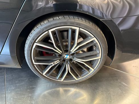 Used 2023 BMW M550i xDrive w/ Executive Package AWD/4WD image 10