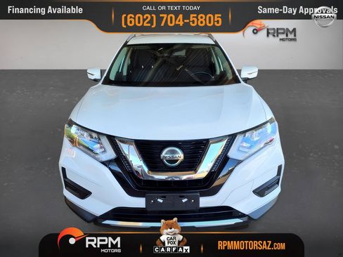 Used 2019 Nissan Rogue SV FWD image 2