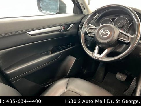 Used 2017 MAZDA CX-5 Touring w/ Preferred Equipment Package image 11