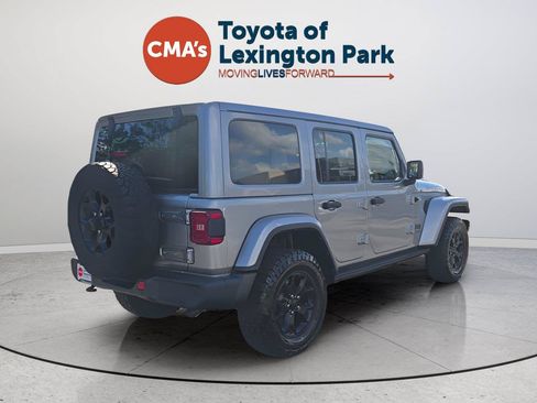 Used 2019 Jeep Wrangler Unlimited Sahara w/ Quick Order Package 24M Moab AWD/4WD image 5