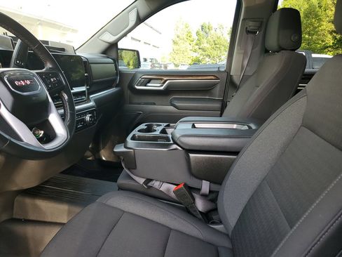 Used 2025 GMC Sierra 1500 Elevation RWD image 18