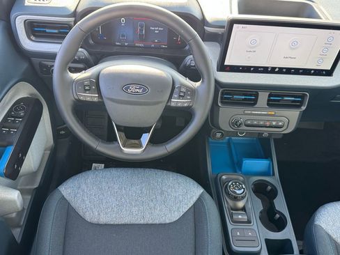 New 2026 Ford Maverick XLT w/ XLT Luxury Package FWD image 11