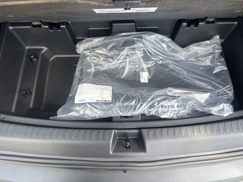 New 2026 Chevrolet Traverse LT FWD image 17