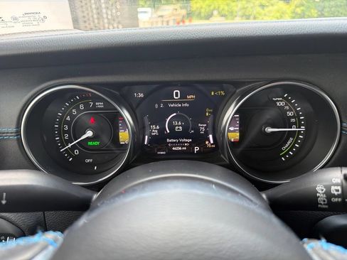 Used 2021 Jeep Wrangler Unlimited Rubicon 4xe w/ Cold Weather Group AWD/4WD image 61