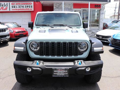 Used 2024 Jeep Wrangler Unlimited Rubicon 4xe AWD/4WD image 8