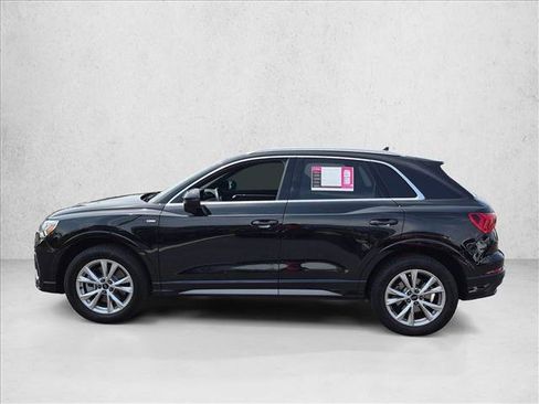 Used 2023 Audi Q3 2.0T Premium AWD/4WD image 9