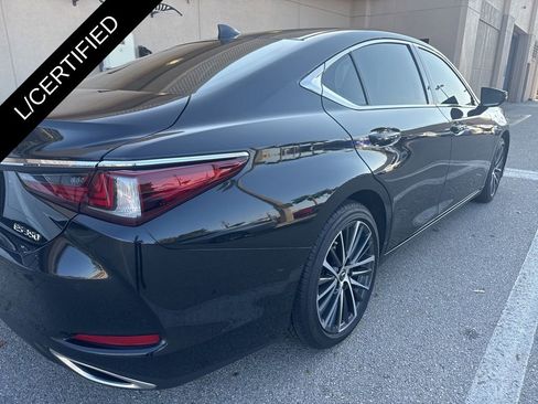 Used 2022 Lexus ES 350 w/ Premium Package image 6