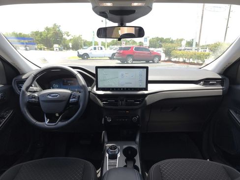 Used 2024 Ford Escape Active w/ Tech Pack #2 FWD image 17
