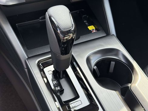 New 2026 Subaru Outback Limited AWD/4WD image 24