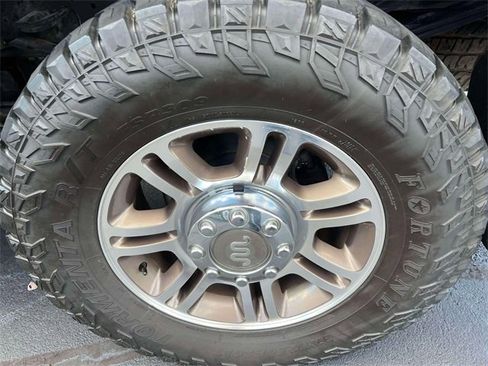 Used 2016 Ford F350 Platinum w/ FX4 Off-Road Package image 13