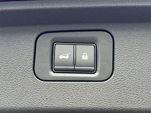 New 2025 Nissan Armada SL w/ Captain's Chari Seat Package AWD/4WD image 29