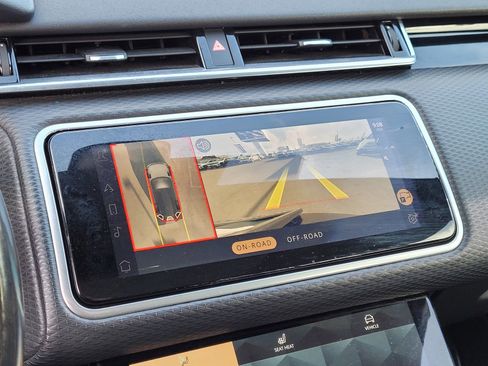 Used 2021 Land Rover Range Rover Velar R-Dynamic S image 24