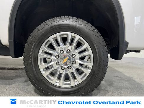 Used 2021 Chevrolet Silverado 2500 High Country w/ Z71 Off-Road Package AWD/4WD image 37