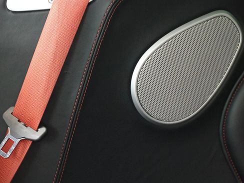 Used 2018 Aston Martin DB11 Coupe image 43