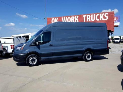 Used 2020 Ford Transit 250 148 High Roof Extended image 2